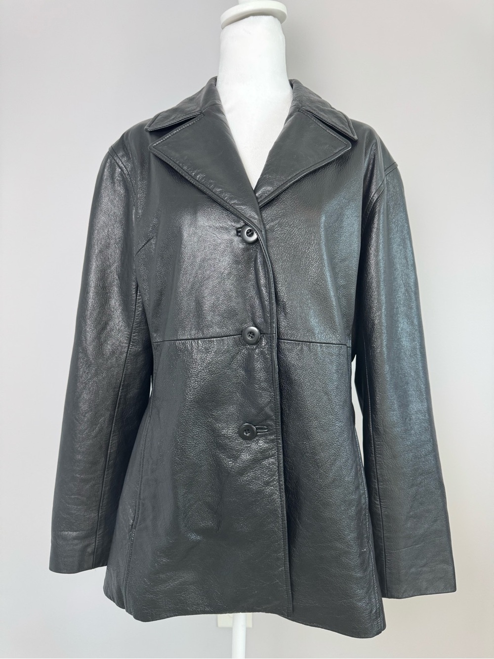 Vintage 90s/Y2K Wilson Black Leather Button-Front Women's Jacket Soft Leather